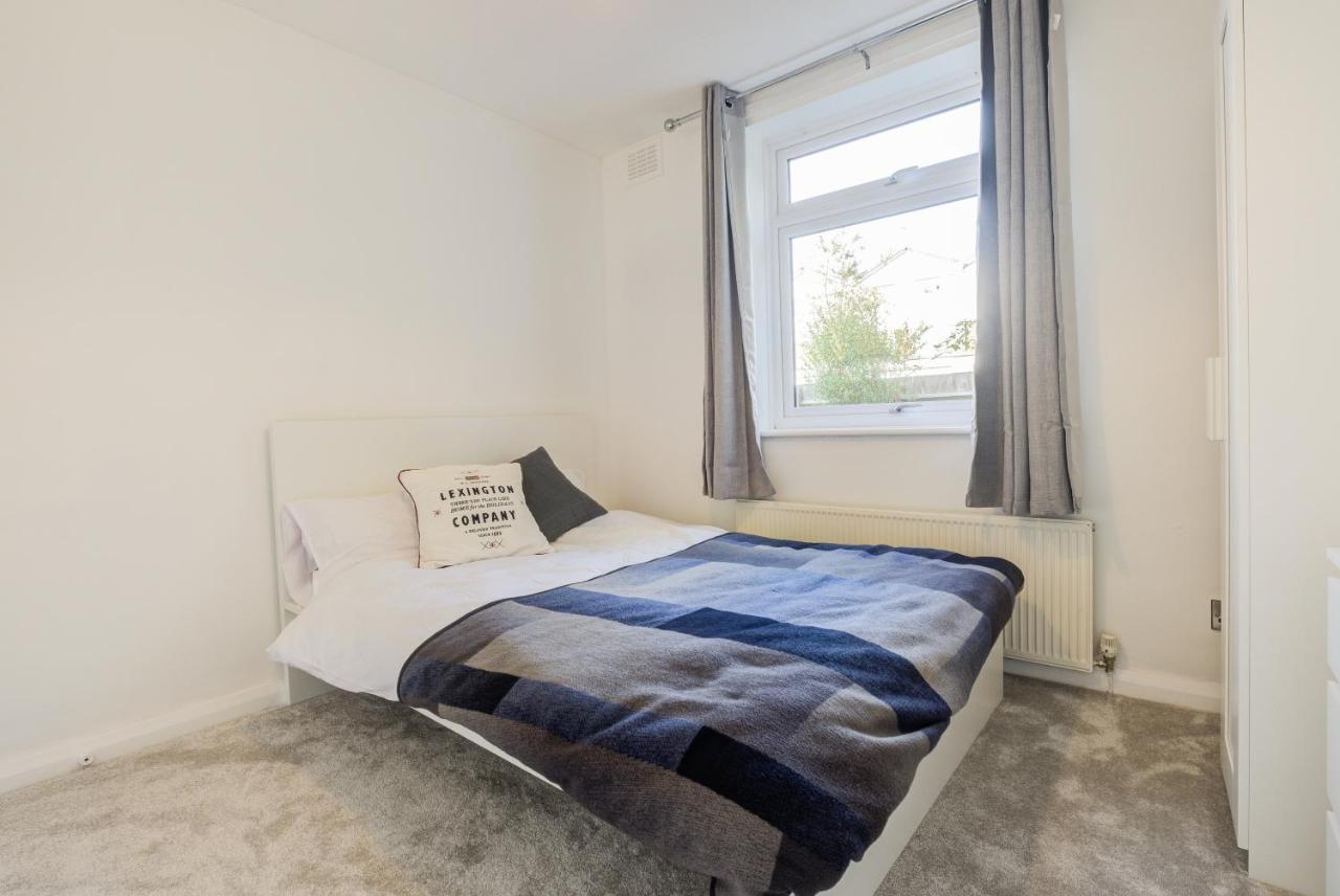 Town Centre Apartment Лемингтън Спа Екстериор снимка